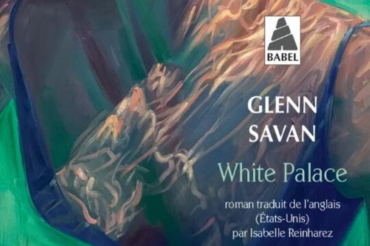 White palace de Glenn Savan