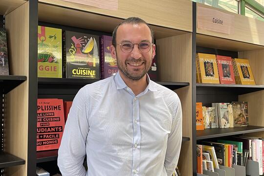 David Lafarge, 43 ans, est le directeur des librairies Sauramps