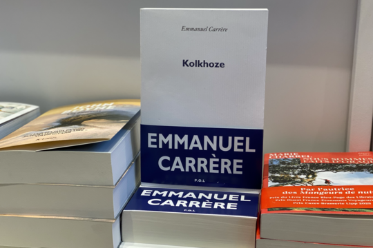 Kolkhoze d'Emmanuel Carrère