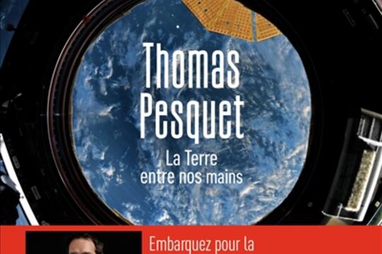 La Terre entre nos mains_Flammarion_9782080414137.jpg