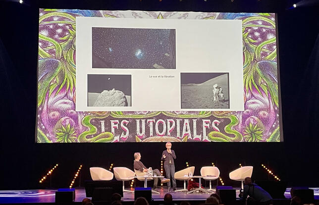 Catherine Dufour, en masterclasse sur l'impossibilité d'habiter la Lune -festival 2024 des Utopiales.