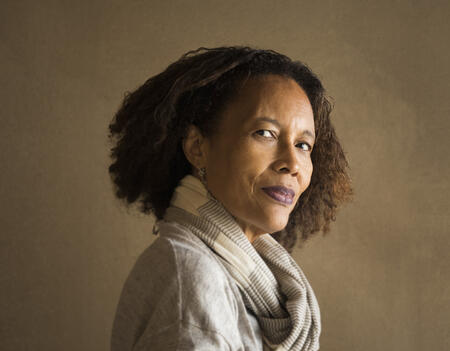 En cinq mots  Yanick Lahens0.jpeg