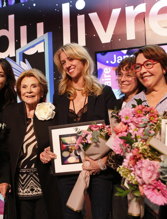 Remise du prix Janette-Bertrand à Marie-Hélène Larochelle pour Toronto jamais bleue (Leméac)