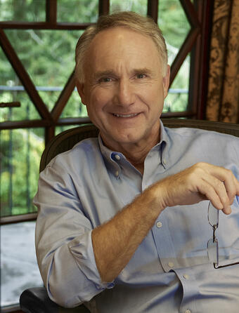 Dan Brown