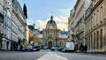 Sénat via rue de Seine