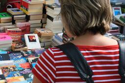 Les libraires craignent l'impact des hausses de prix sur la fréquentation et les chats en librairie.